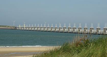 Vakantie in Kamperland, Safaritent Voor 6 Personen, Dichtbij Strand en zee