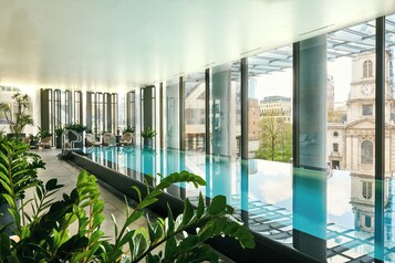 Indoor pool, pool loungers