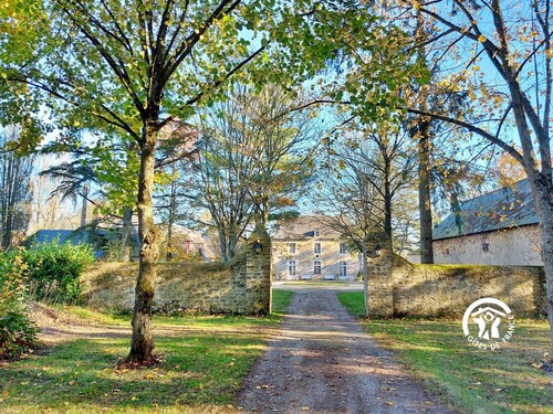 Spacieuse maison de campagne avec grand jardin, cheminée, équipements pour enfants, proche nature et loisirs