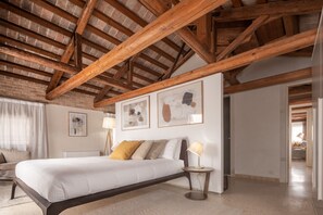 Bügeleisen/Bügelbrett, kostenloses WLAN, Bettwäsche