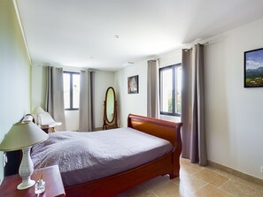 3 chambres, Wi-Fi gratuit