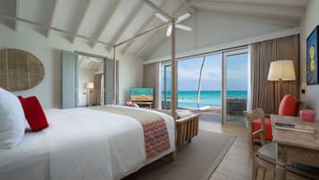 2 bedrooms, premium bedding, down duvets, free minibar