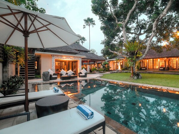 Outdoor pool, pool umbrellas, pool loungers