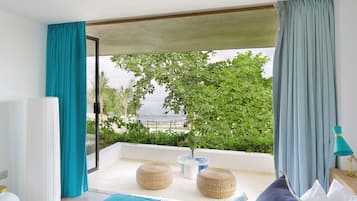 5 bedrooms, in-room safe, individually decorated, individually furnished