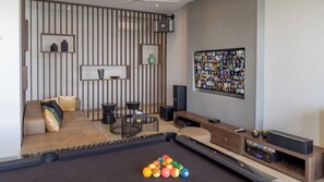 5 habitaciones, decoración personalizada y muebles diferentes