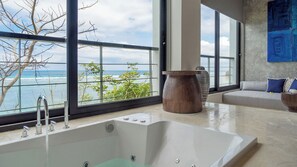 วิลล่า, 5 ห้องนอน | 5 ห้องนอน, ห้องพักตกแต่งอย่างมีเอกลักษณ์, ตกแต่งพิเศษโดยเฉพาะ, โต๊ะทำงาน