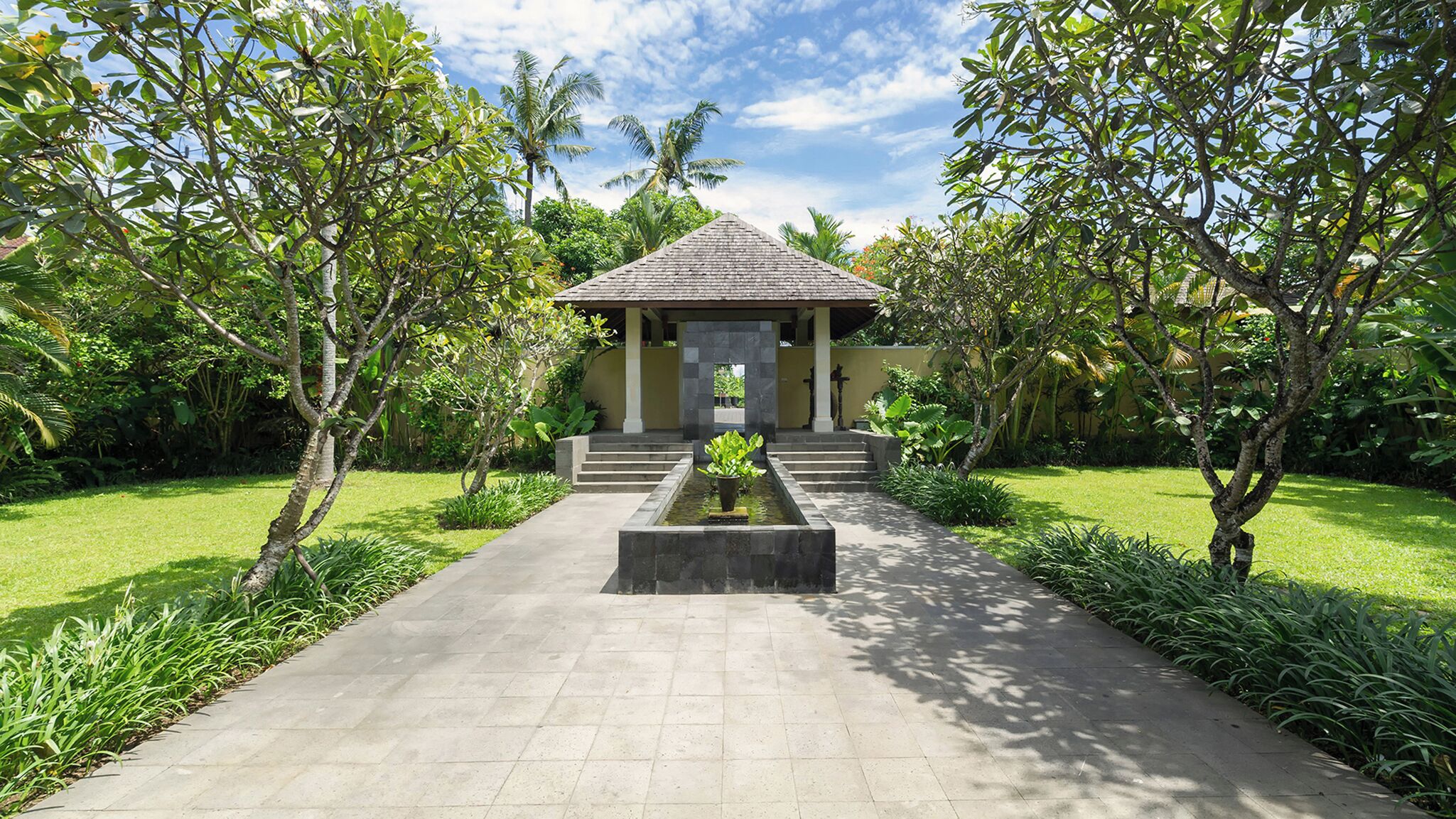 Villa Mandalay | Blackout curtains, free cots/infant beds, free WiFi, bed sheets