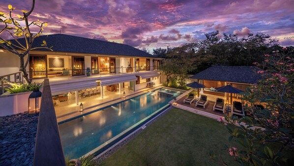 5 bedrooms, in-room safe, individually decorated, individually furnished - Villa Cendrawasih (Seminyak)