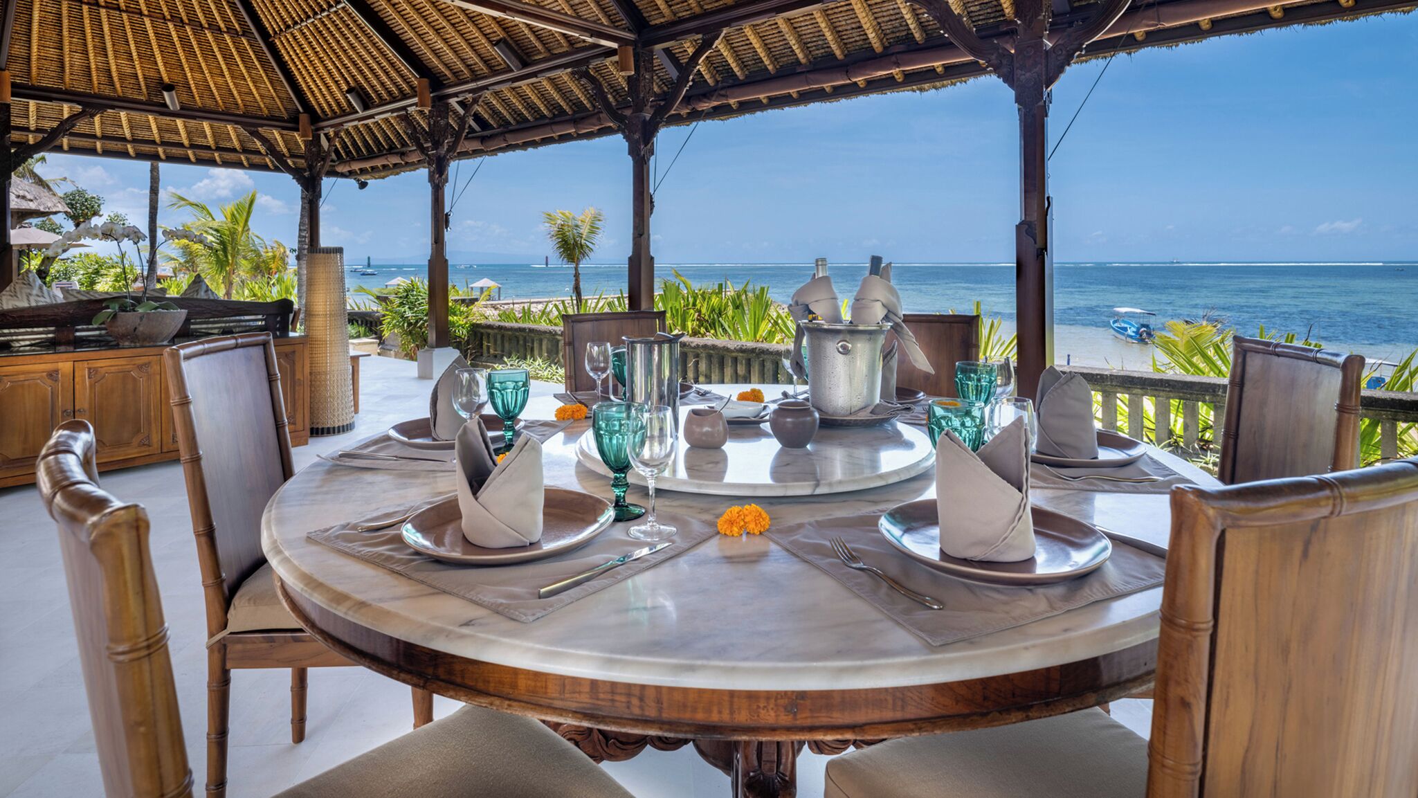 Villa, 5 Bedrooms | 5 bedrooms, individually decorated, individually furnished, desk