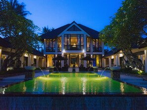 Ngoại thất
