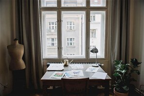 Interior - Stylish, unique 2 bedroom flat w/balcony in Letna (Praha 7)