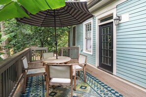 Outdoor dining - Aix-EN-Atlanta (Atlanta)