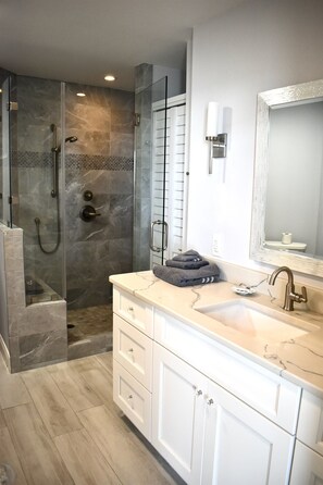 Douche, serviettes fournies