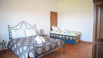 1 habitación, wifi gratis y ropa de cama