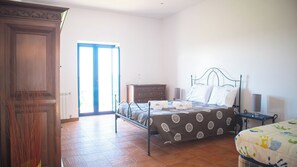 1 habitación, wifi gratis y ropa de cama 