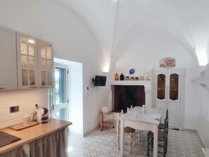 烤箱、茶具/咖啡用具、厨具/餐具、龙虾锅