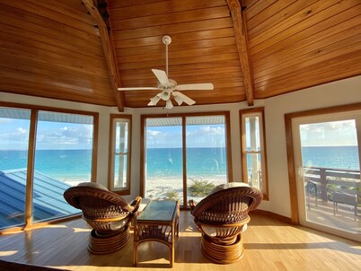 Luxury Secluded Paradise 4BR, 2 1/2BA, Spectacular 360 degree Caribbean views!