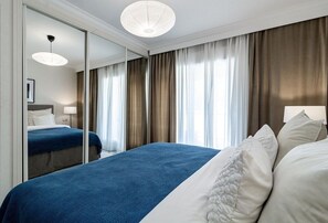 2 quartos, ferros/tábuas de passar roupa, Wi-Fi, roupa de cama
