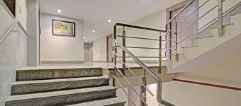 Treebo Asl Prime, Gariahat