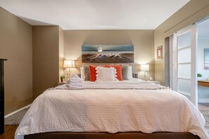 5 sovrum, strykjärn/strykbräda, gratis wi-fi och sängkläder