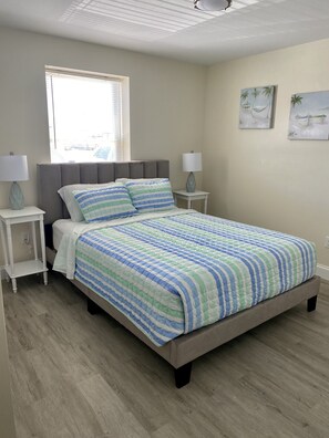 3 bedrooms, iron/ironing board, travel cot, free WiFi