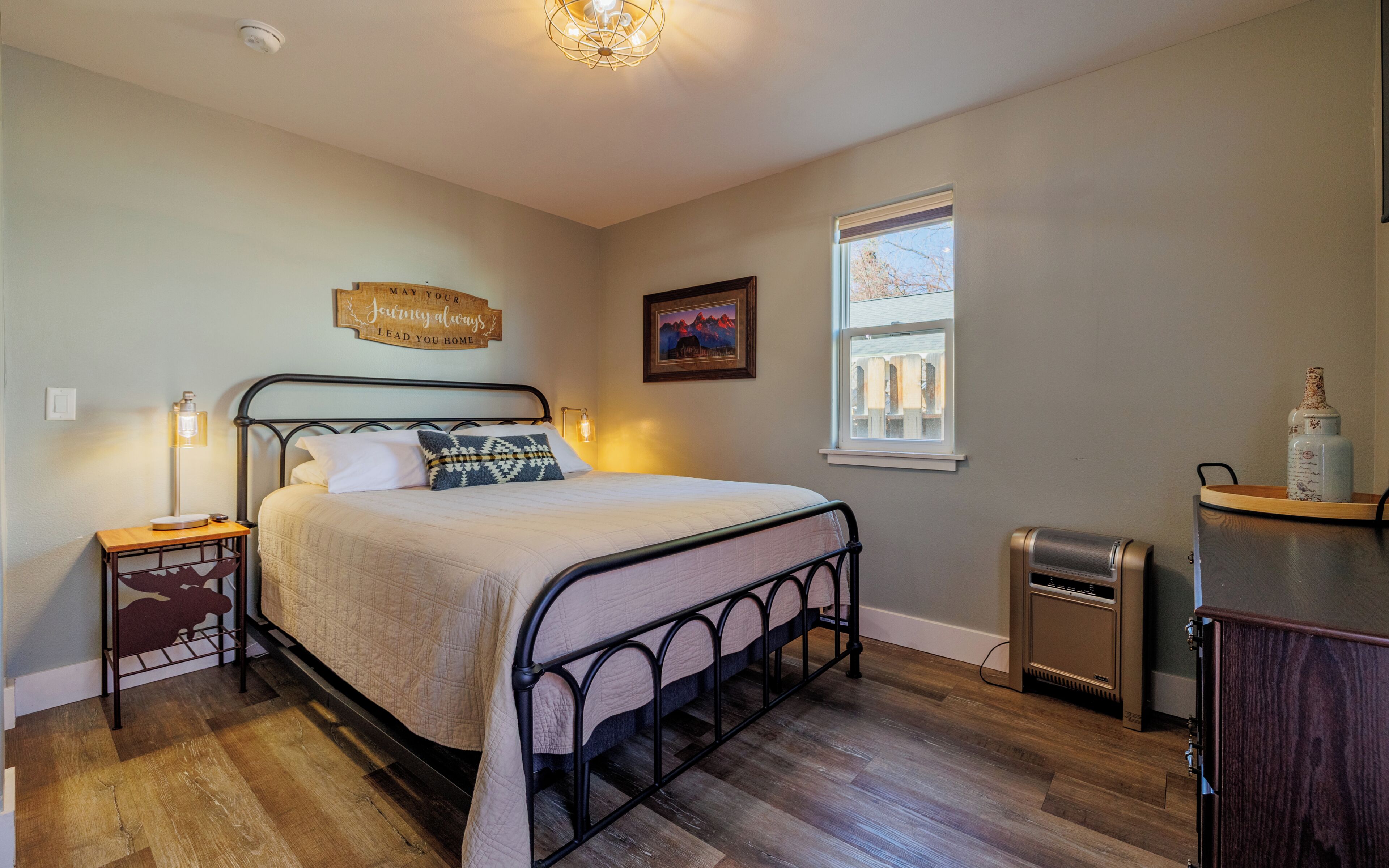 1 soverom, wi-fi (inkludert) og sengetøy