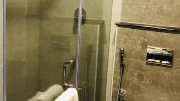 Royal Room | Bathroom