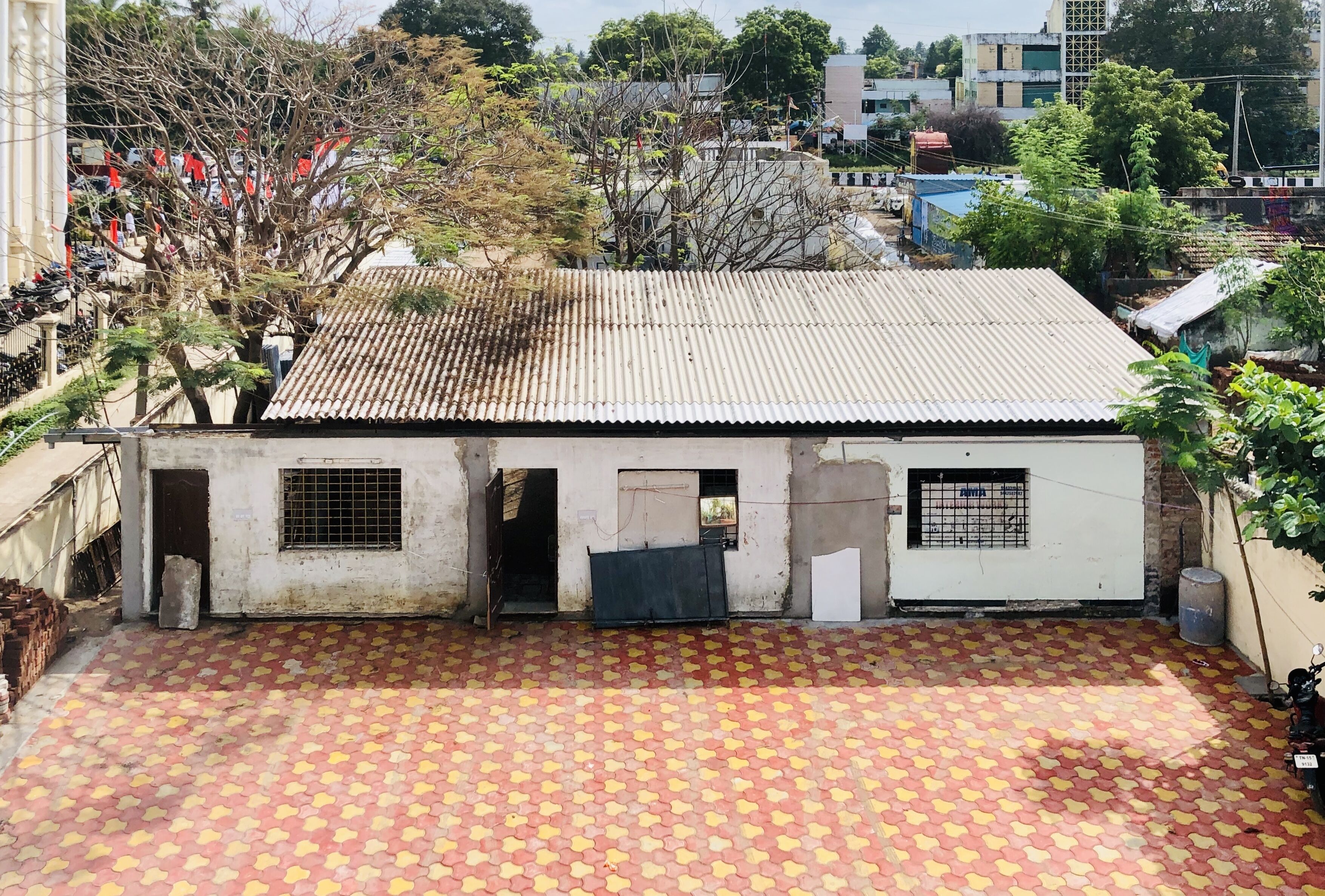 Bahagian luar