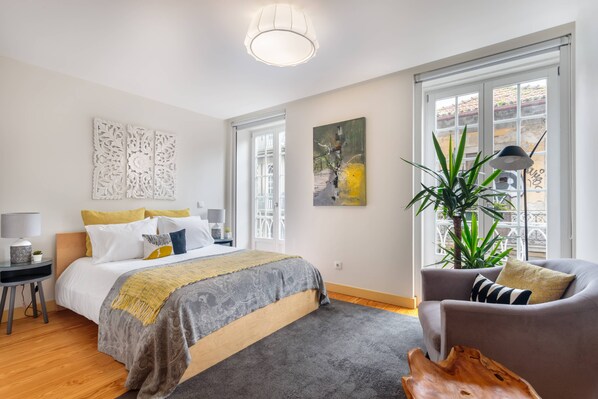 1 bedroom, iron/ironing board, Internet, bed sheets