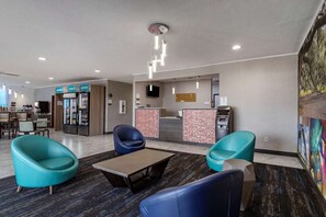 Lobby - Clarion Pointe Sulphur - Lake Charles (Sulphur)