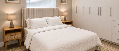 4 habitaciones, tabla de planchar con plancha y wifi gratis