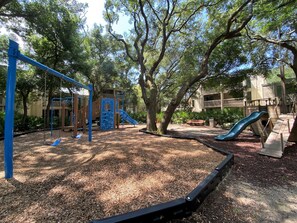 Children’s area - Villa 159 2 bedrooms, 1 bathroom (Jekyll Island)