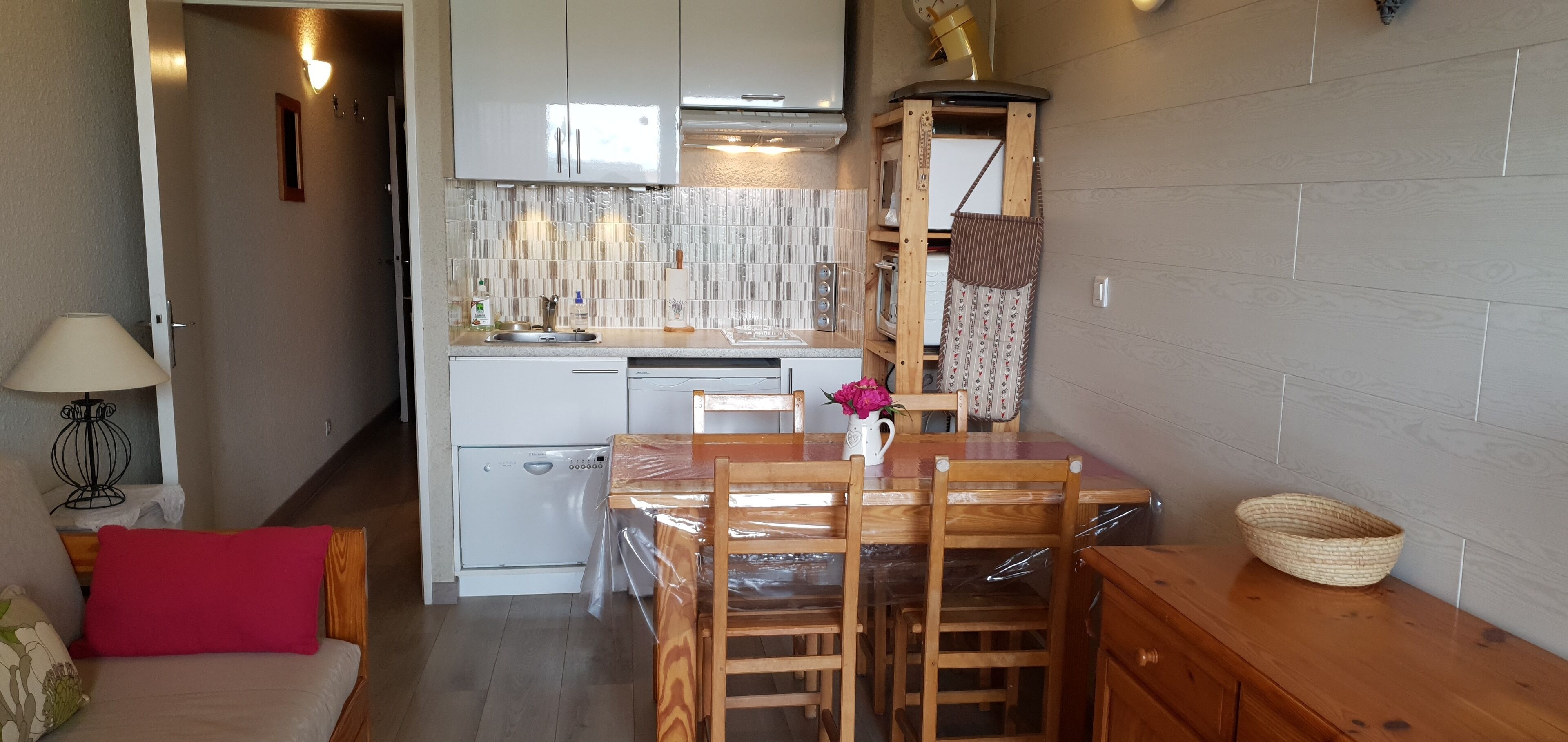 Praloup 1600 - studio 25m² in ARRIBAU copro equipped with every comfort for 4 people.