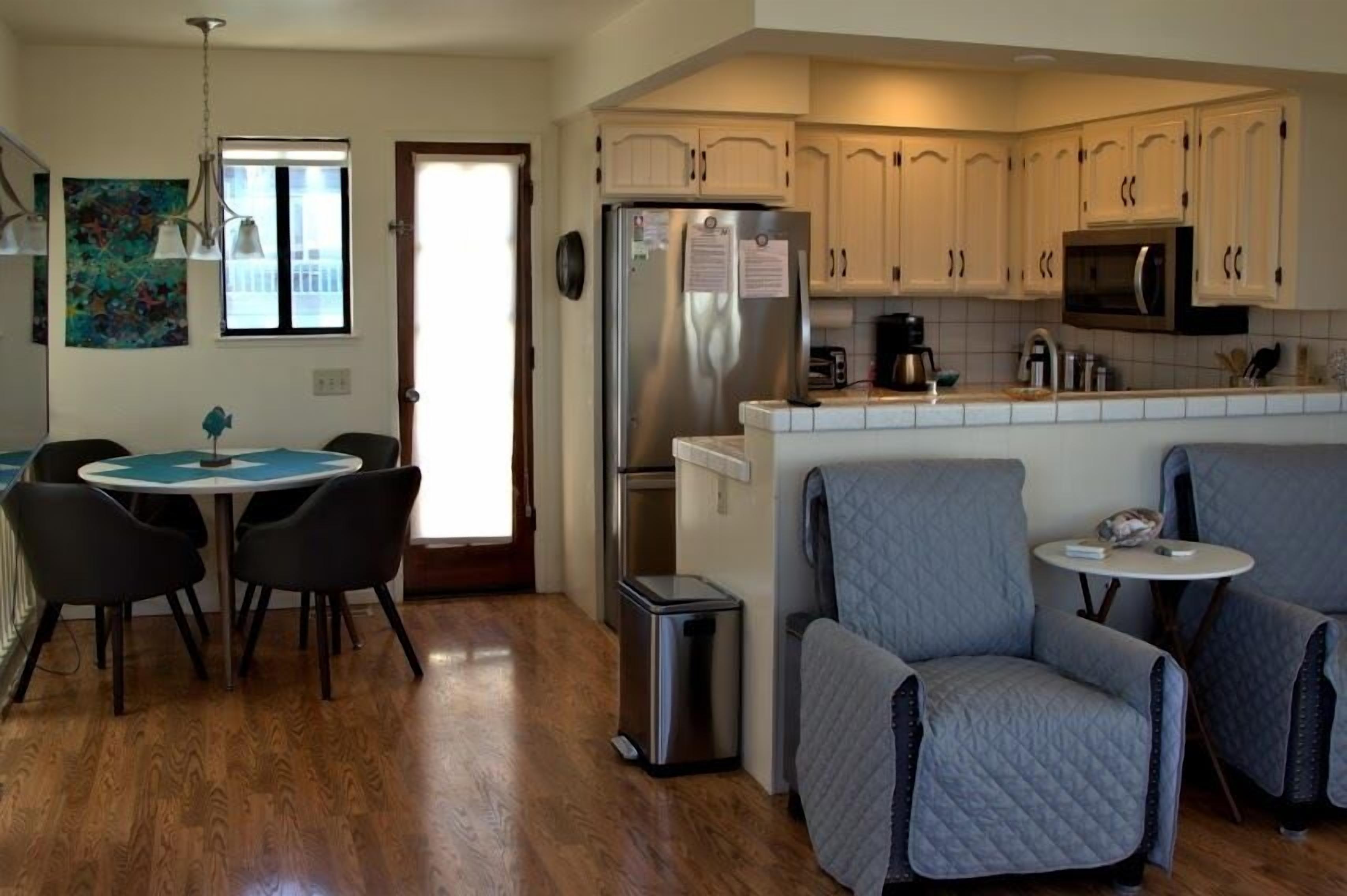 1980 Sherwood Drive   Marine Terrace