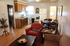 Smart TV - Quaint Cottages Near Everything on Beach Road  (Chincoteague)