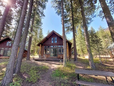 Aspen Lodge Cabin at Timberline Meadows in Mazama