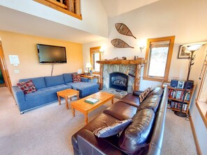 TV, fireplace, DVD player, stereo