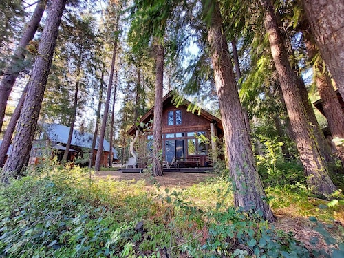 Crazy Squirrels Cabin at Timberline Meadows