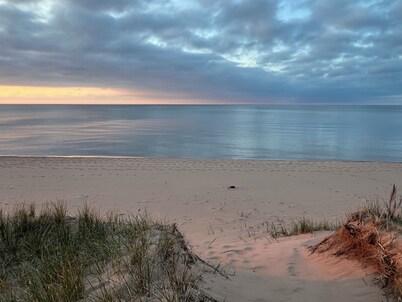 Beach Front Cottage - Lake Superior