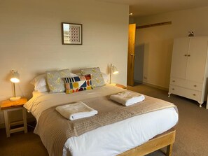 4 chambres, accès Internet, draps fournis