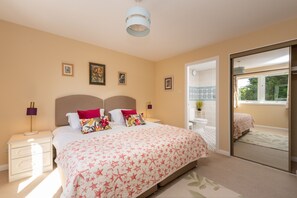 3 chambres, accès Internet, draps fournis