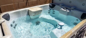 Prickly Pear Desert Oasis- 3 Bedroom/Pool/Spa/Putting Green