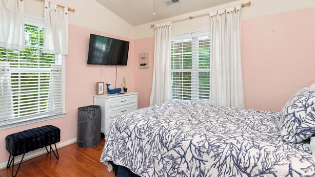 3 chambres, accès à Internet, literie fournie