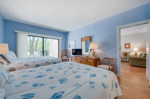 2 bedrooms, iron/ironing board, internet, bed sheets