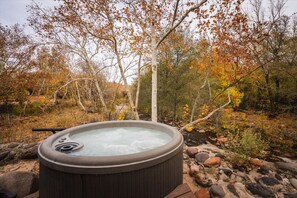 Utendørs boblebad