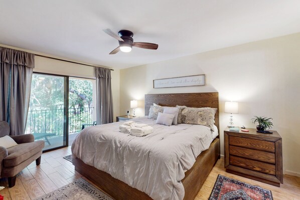 2 bedrooms, iron/ironing board, Internet, bed sheets