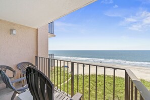 Property grounds - Carolina Reef 405 - 1 Bedroom Oceanfront Condo - Crescent Beach area (North Myrtle Beach)