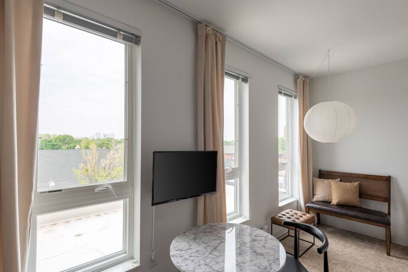 Flexhome East Side Studio ES1 - UWM+Rooftop+Lounge