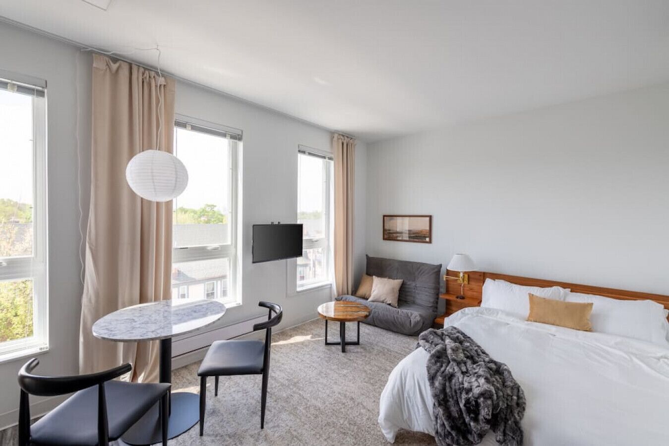 Flexhome East Side Studio ES2 - UWM+Rooftop+Lounge