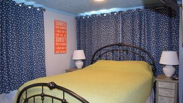 1 chambre, fer et planche Ă repasser, Wi-Fi, draps fournis